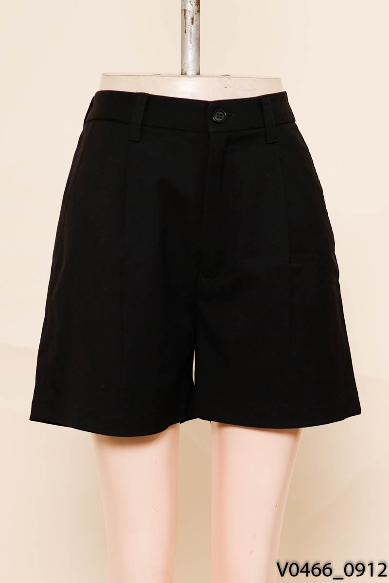NỜ PÊ NỜ - Quần shorts đen