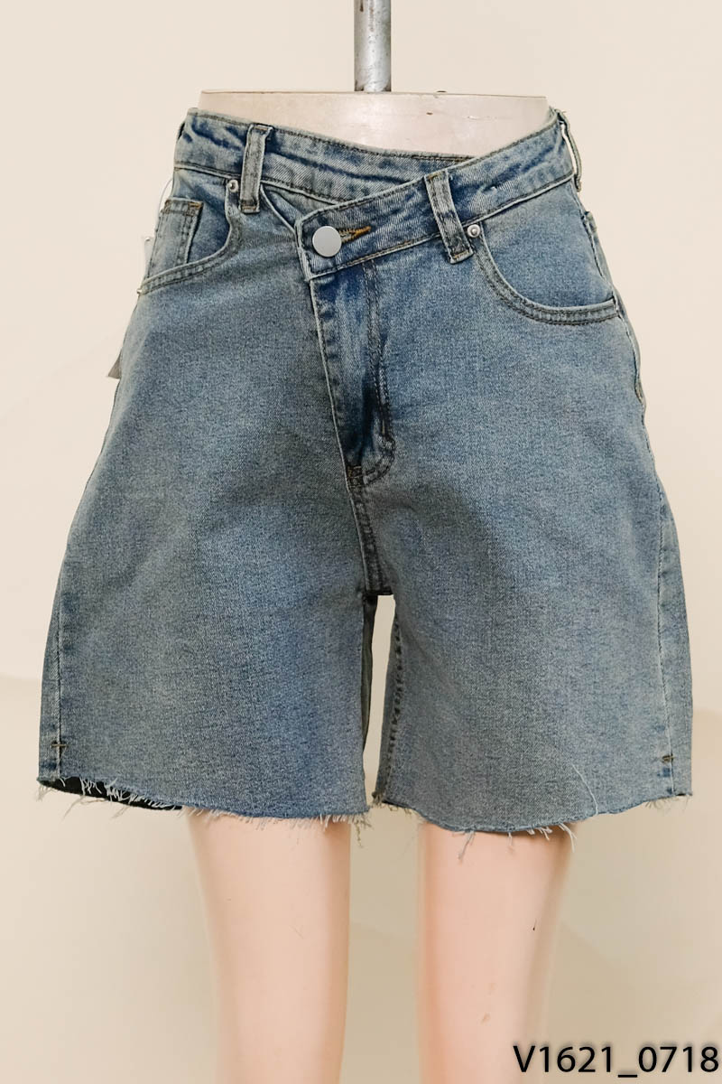 Quần shorts jean xanh New Tags