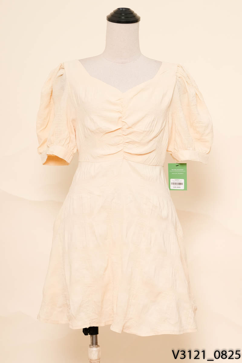 Đầm be nhún ngực cộc tay New Tags