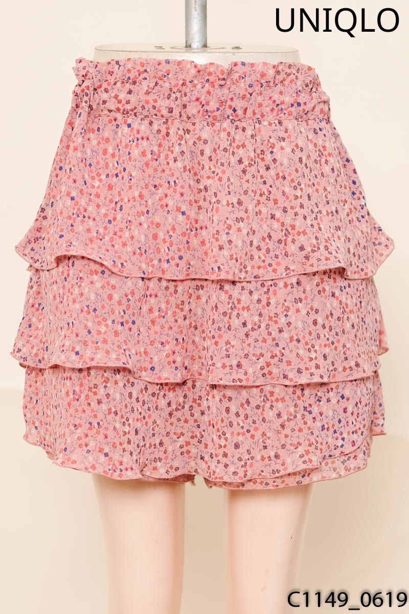 Chân váy hồng tầng hoa nhí Uniqlo
