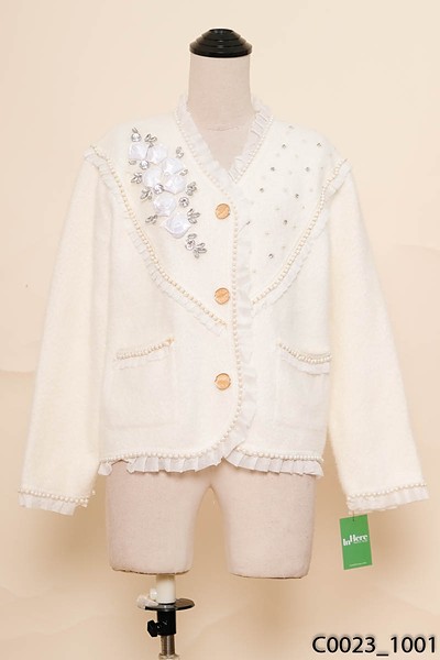 Áo cardigan be đính đá