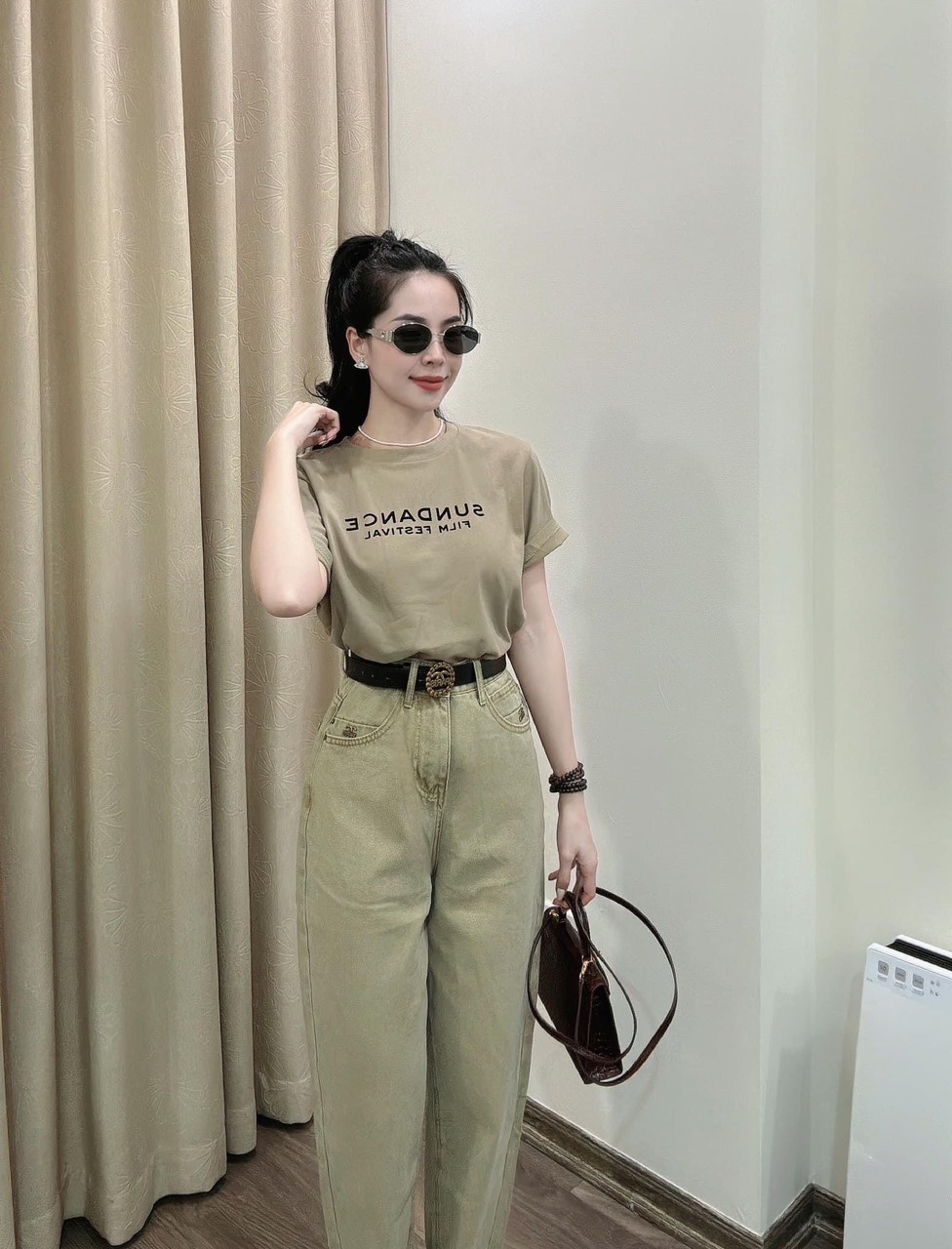 Quần Jean baggy be chữ miu miu