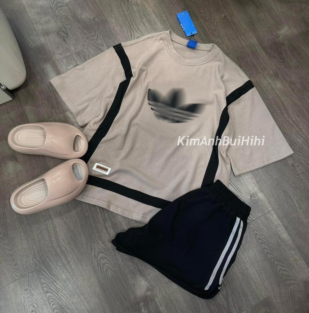 Bộ adidas quần đùi áo cộc nâu