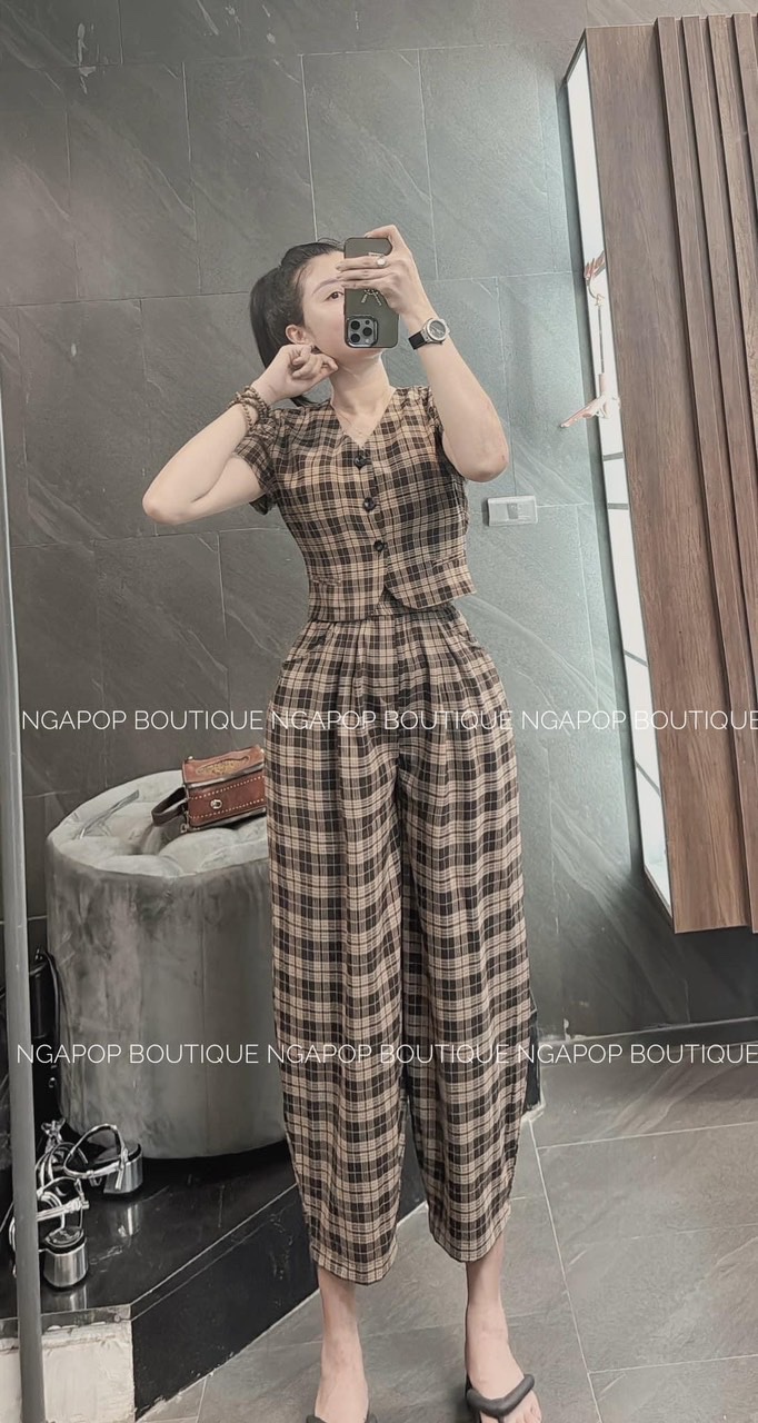 Set kẻ 2 quần baggy 2 màu