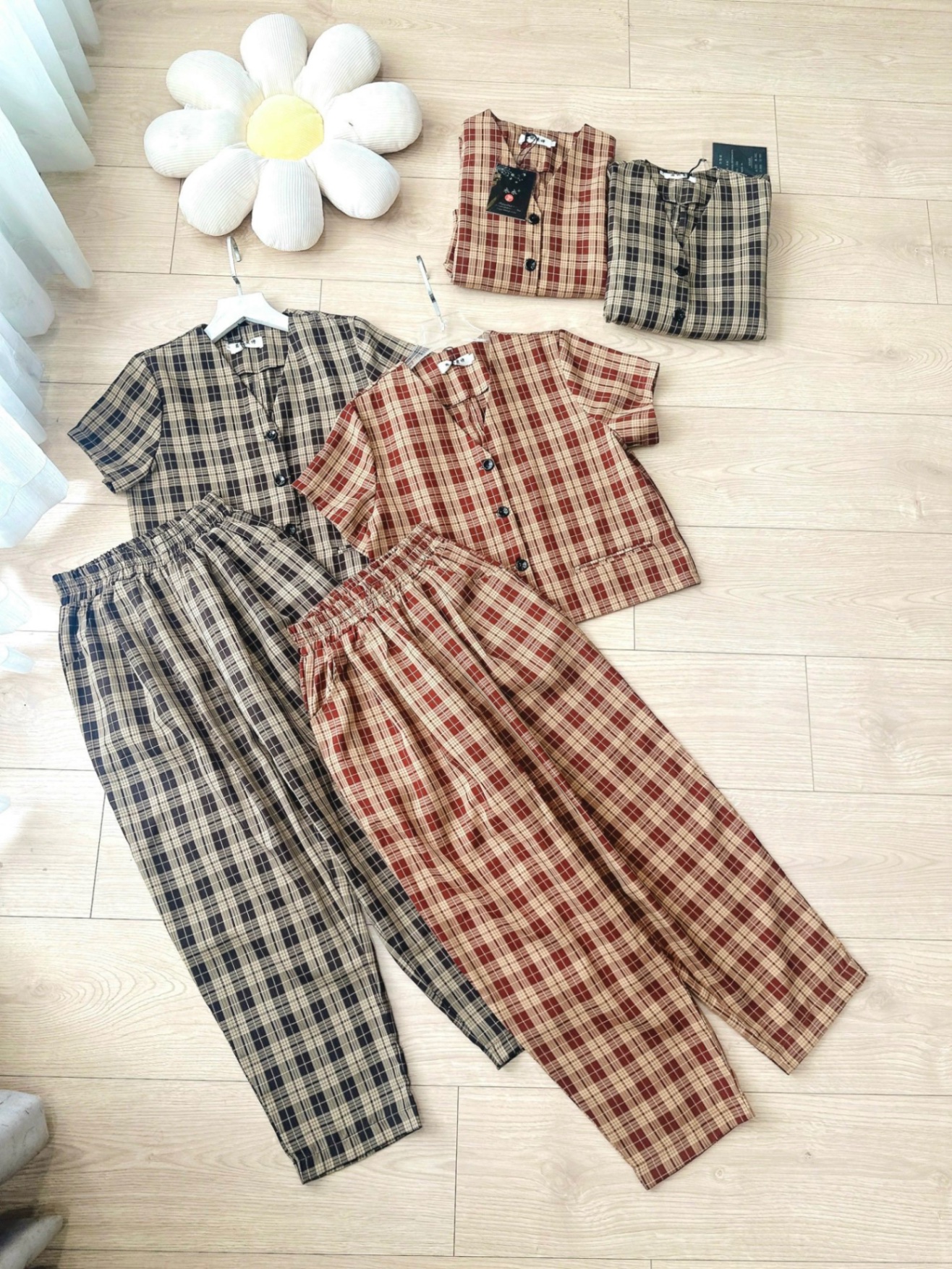 Set kẻ 2 quần baggy 2 màu