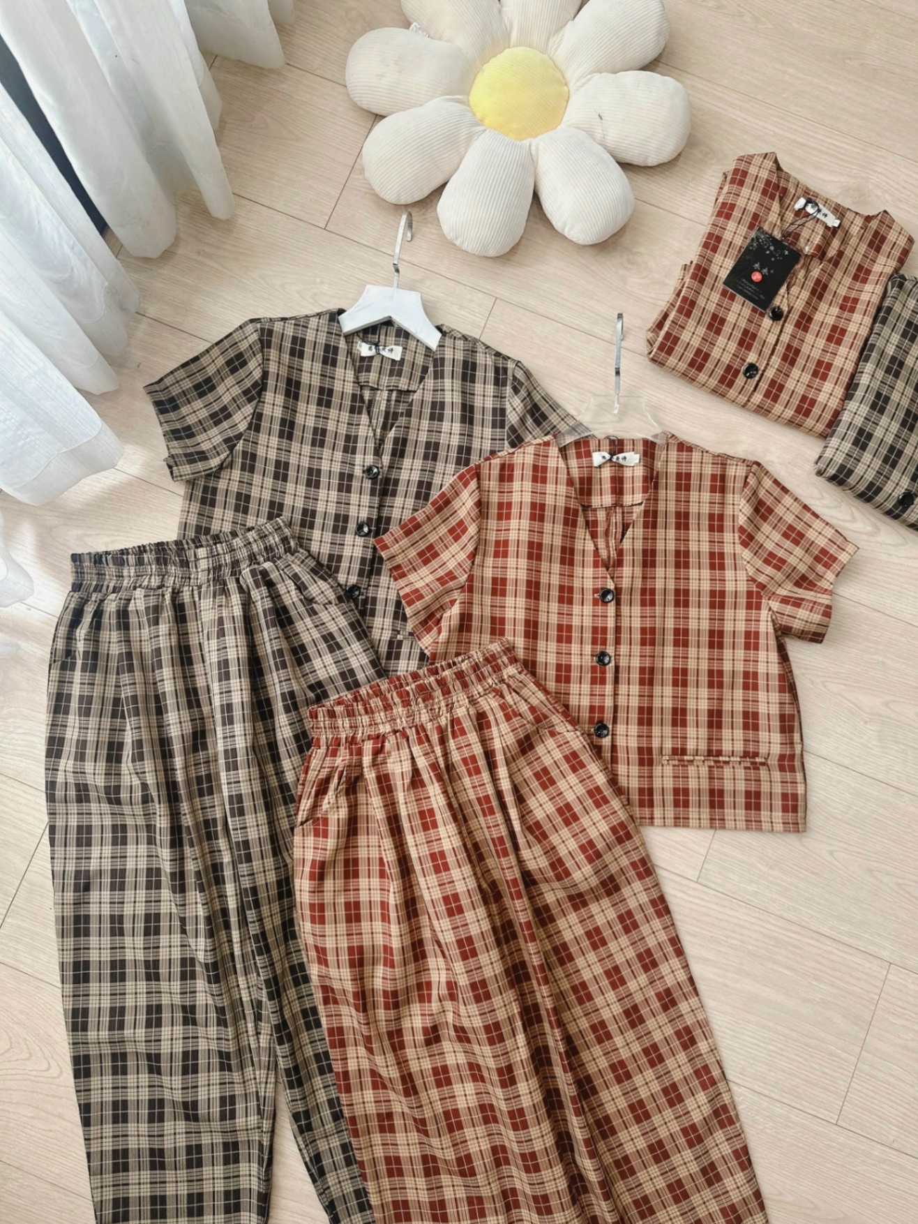 Set kẻ 2 quần baggy 2 màu