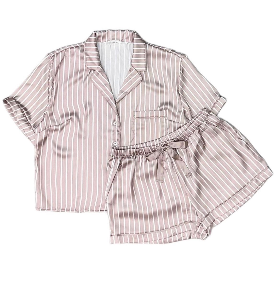 Set bộ lụa đùi pull bear 2m