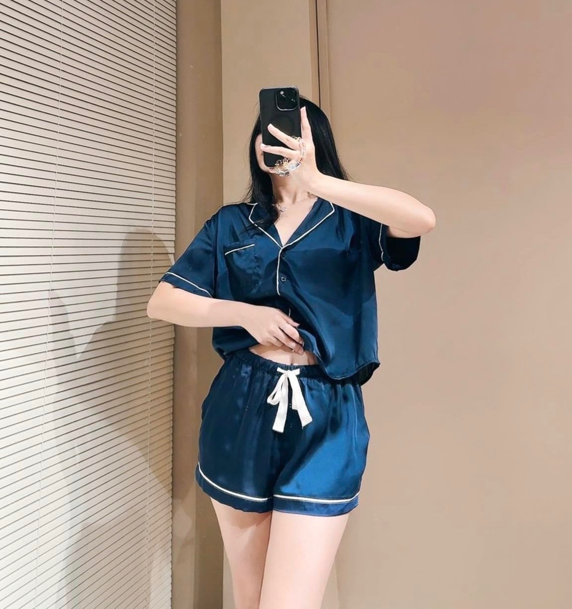 Set bộ lụa đùi pull bear 2m