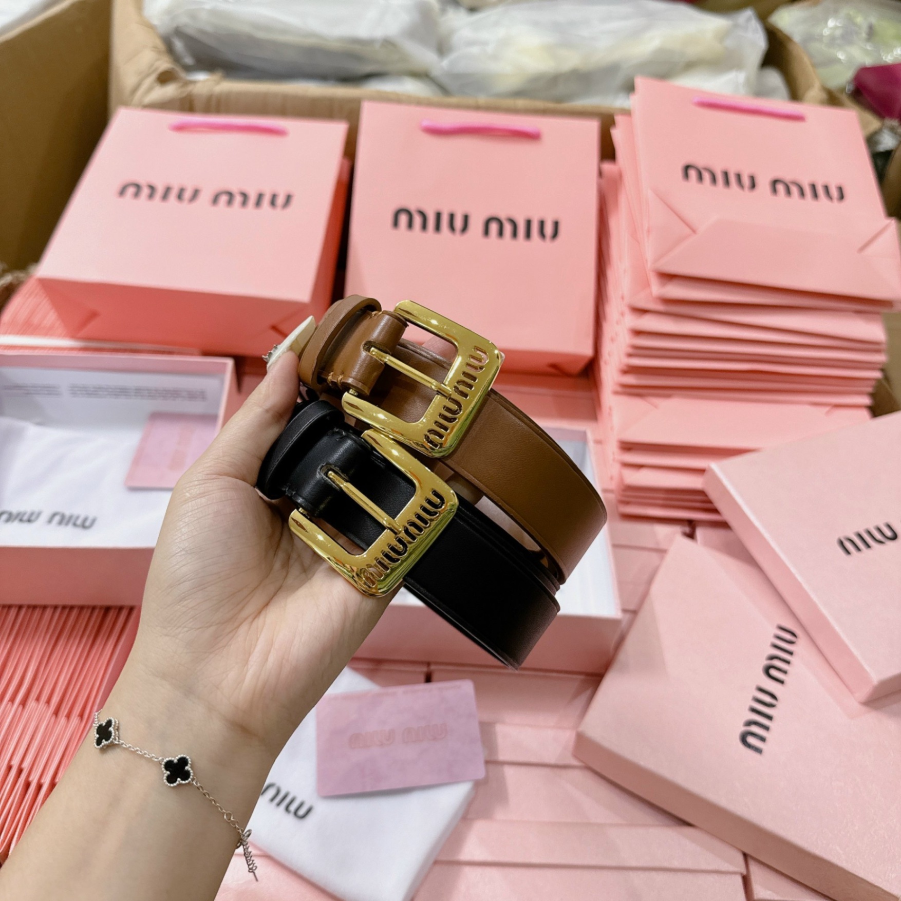 Thắt lưng miu miu full box