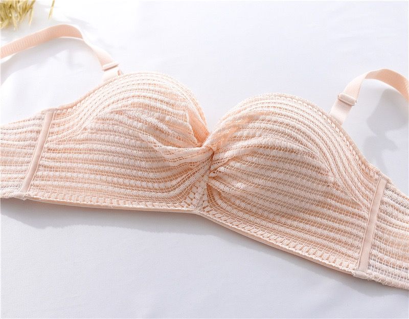 ÁO NGỰC ĐỆM BÀN TAY NÂNG NGỰC