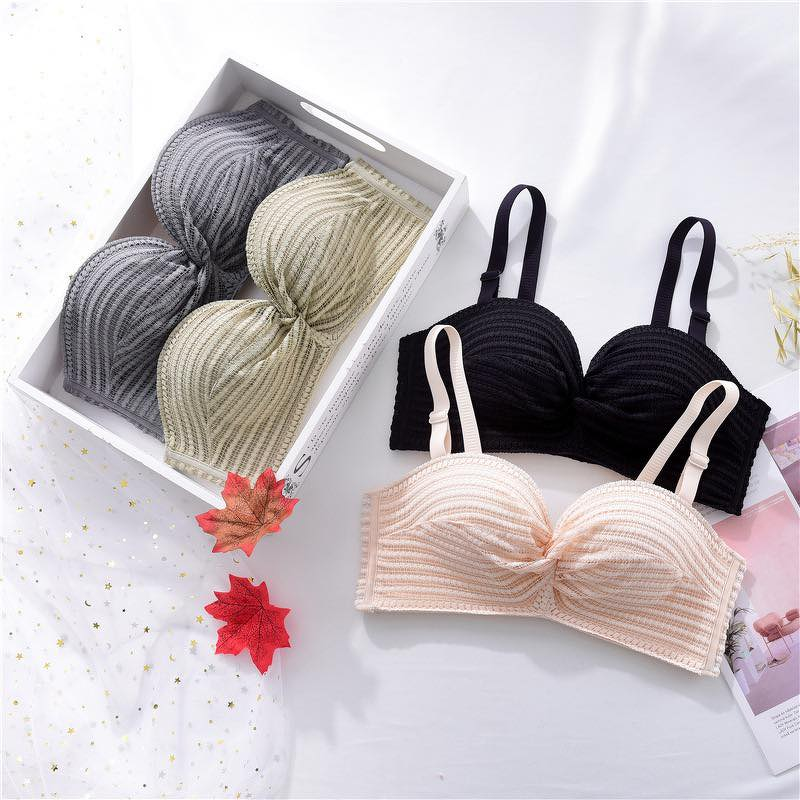 ÁO NGỰC ĐỆM BÀN TAY NÂNG NGỰC