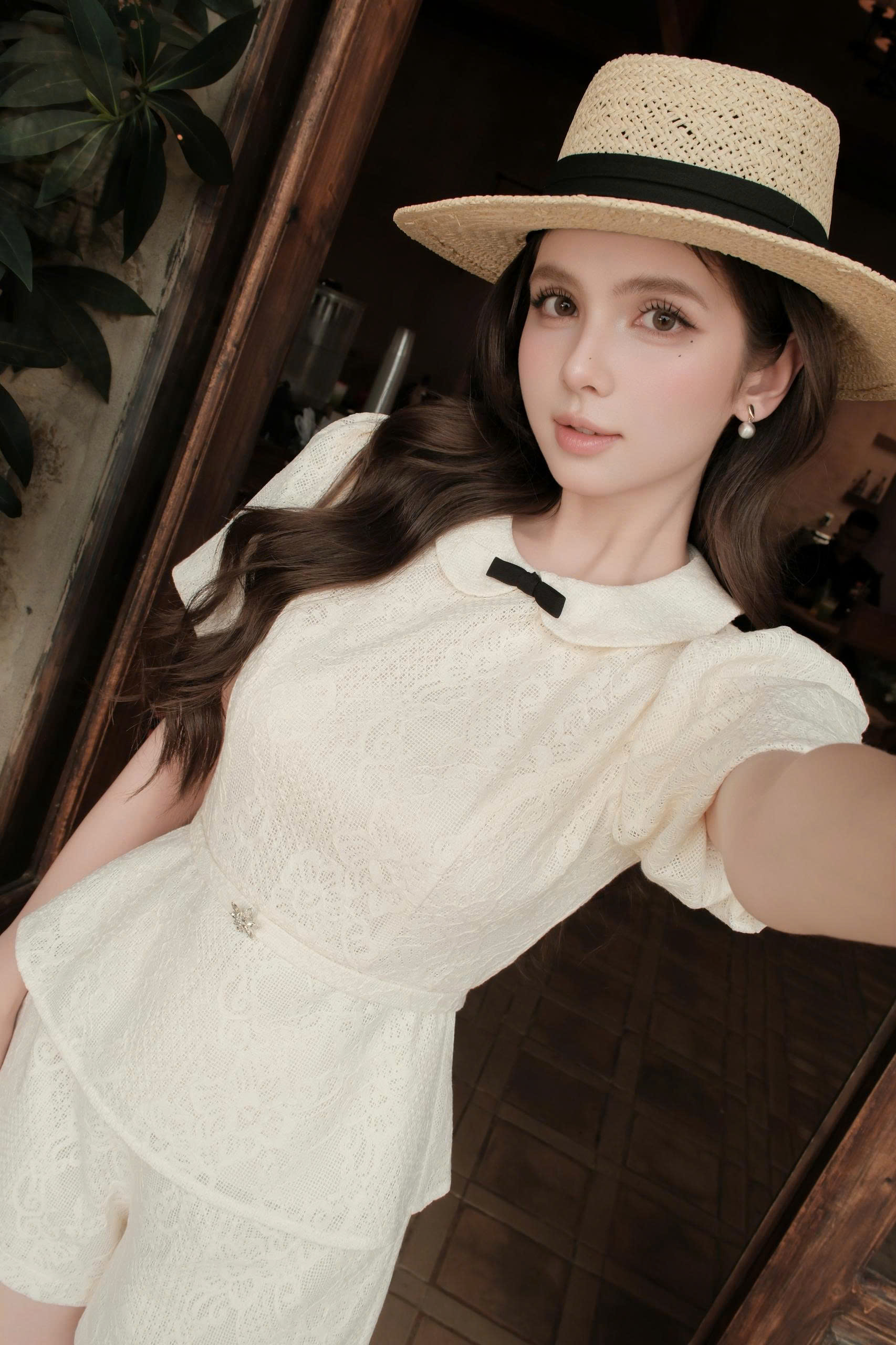 Áo nữ Germe AVNT052602 Elura Top cổ sen,đính nơ cổ,đai thắt eo TB26B12(Y)