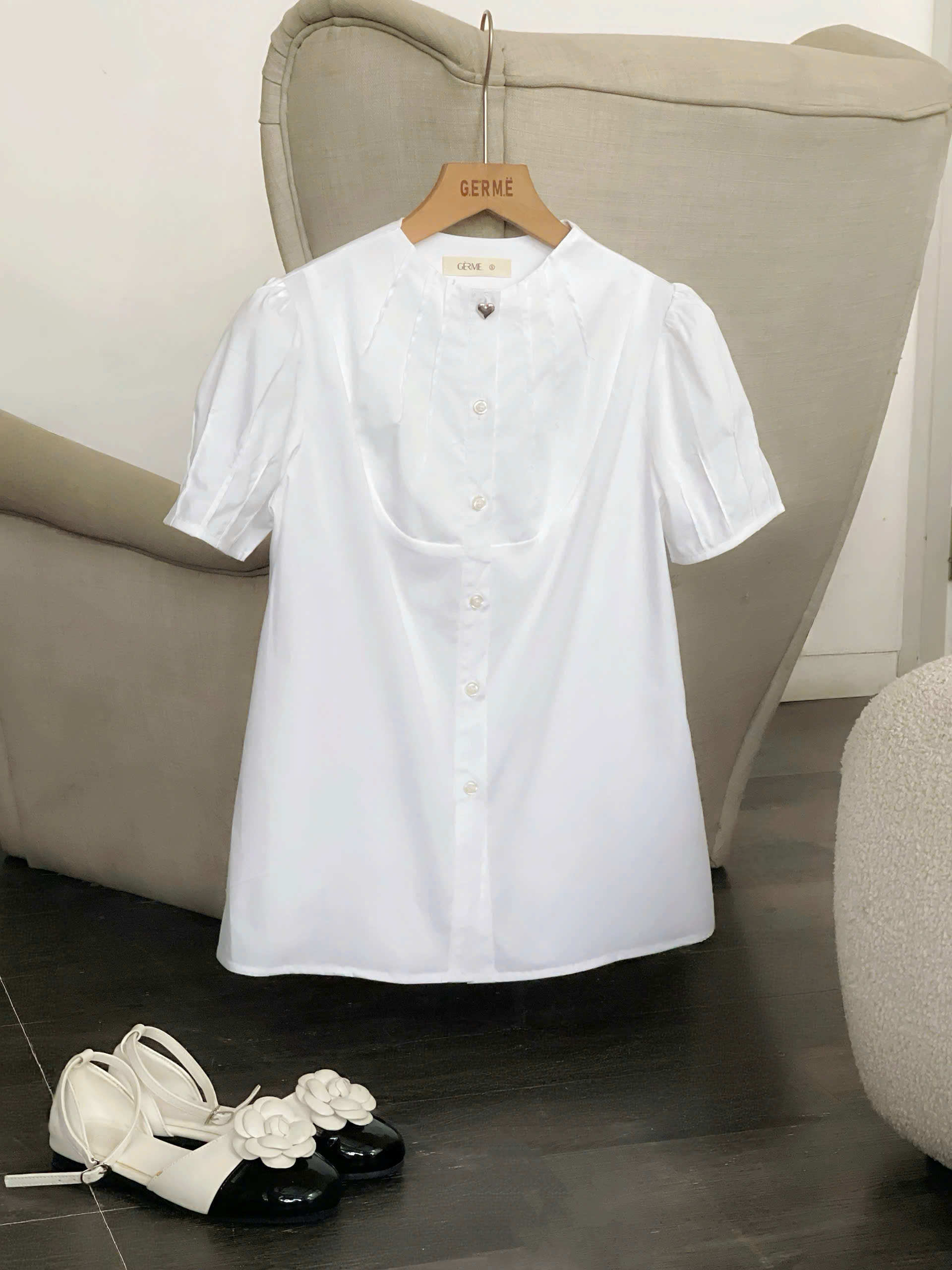 Áo nữ Germe AVNT062602 Salim Shirt dáng suông, ly ngực và gấu tay TC26A06(Y)