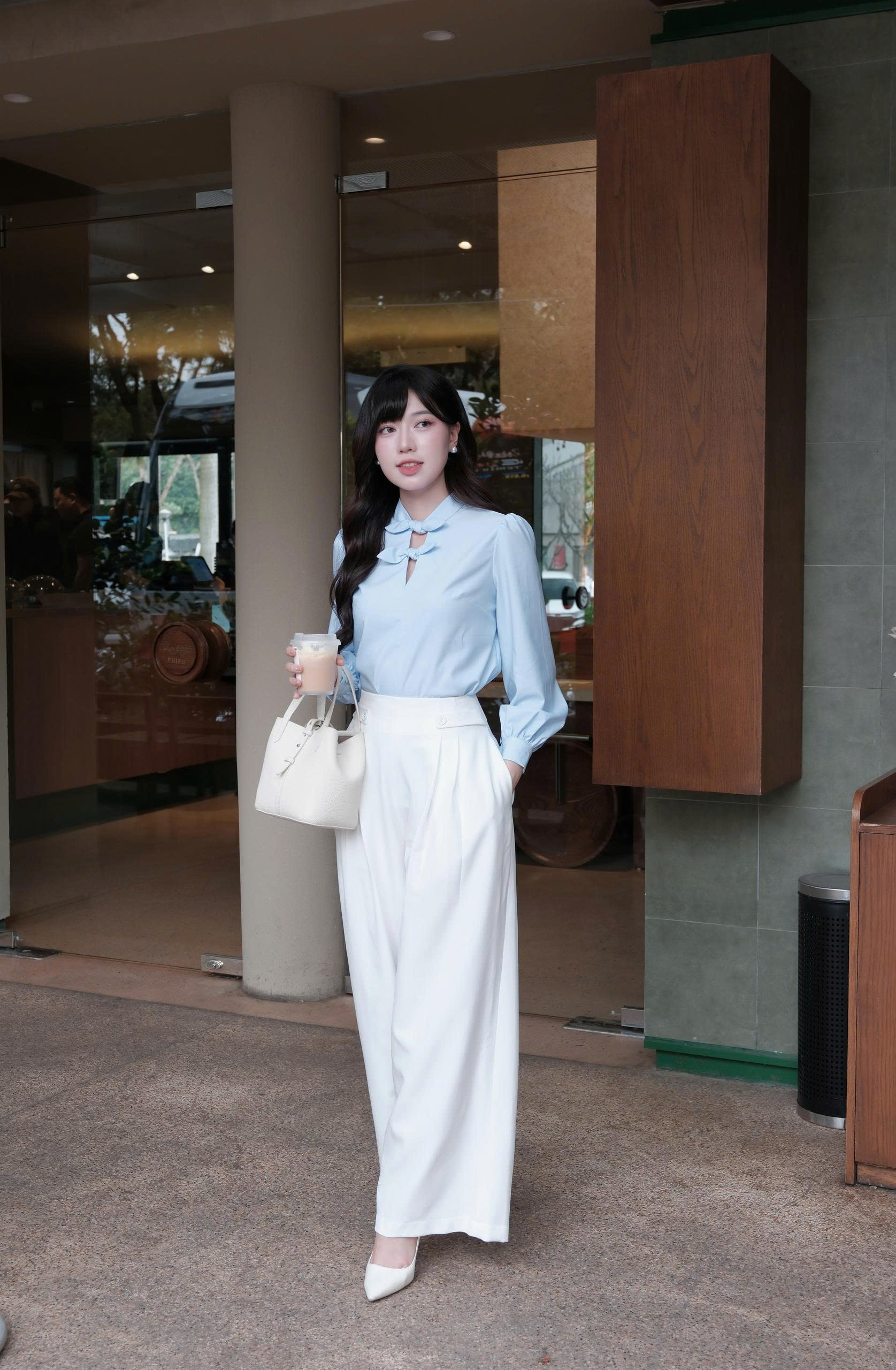 Quần nữ Germe QVNH032604 Daily Pants dáng suông,ống thụng,phối nẹp 2 bên,đính cúc HC26Q02(Y)