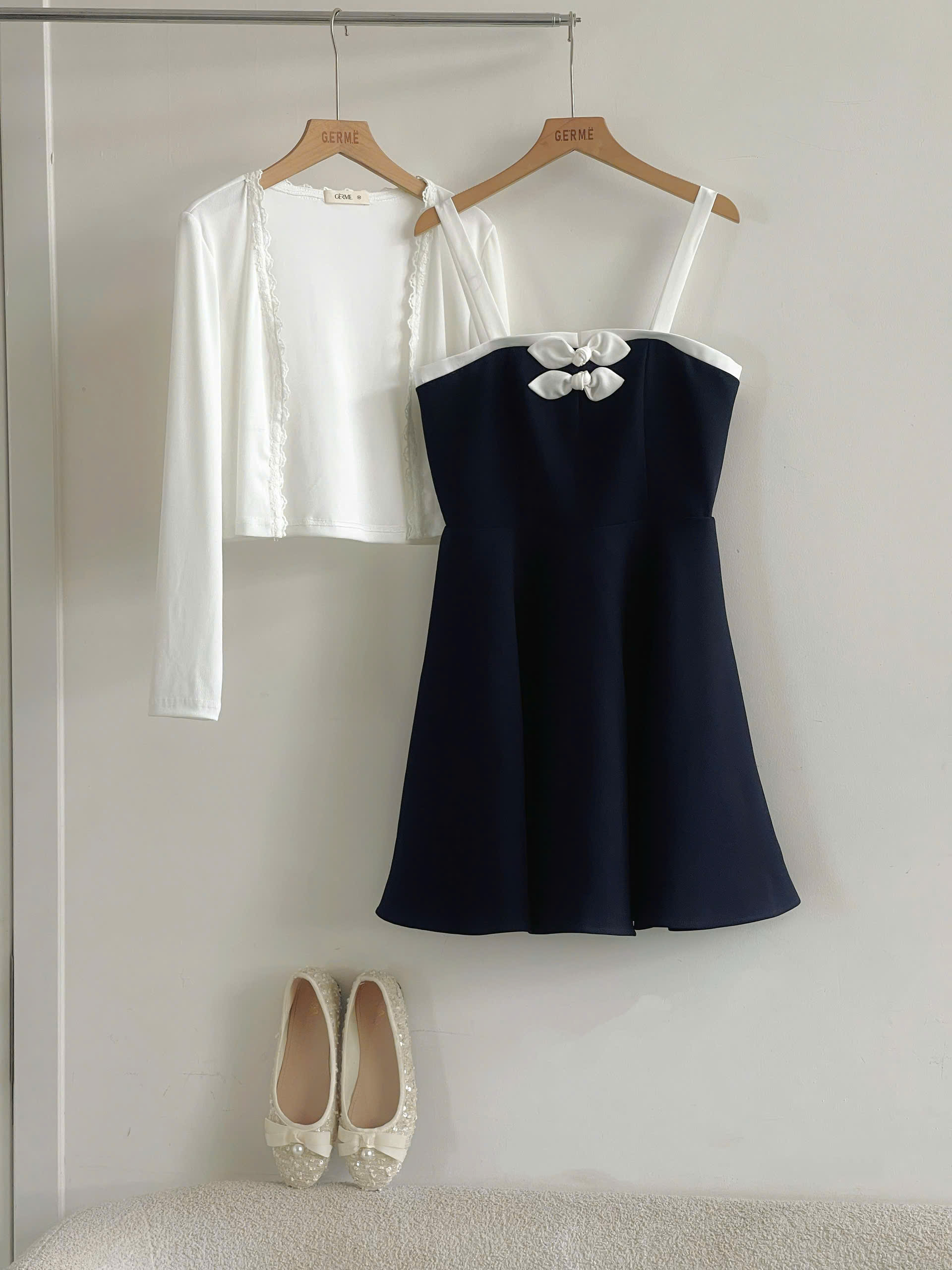 Váy nữ Germe VVNH082601 Nevin Dress dáng xòe,2 dây, đính nơ ngực HC26V51(Y)