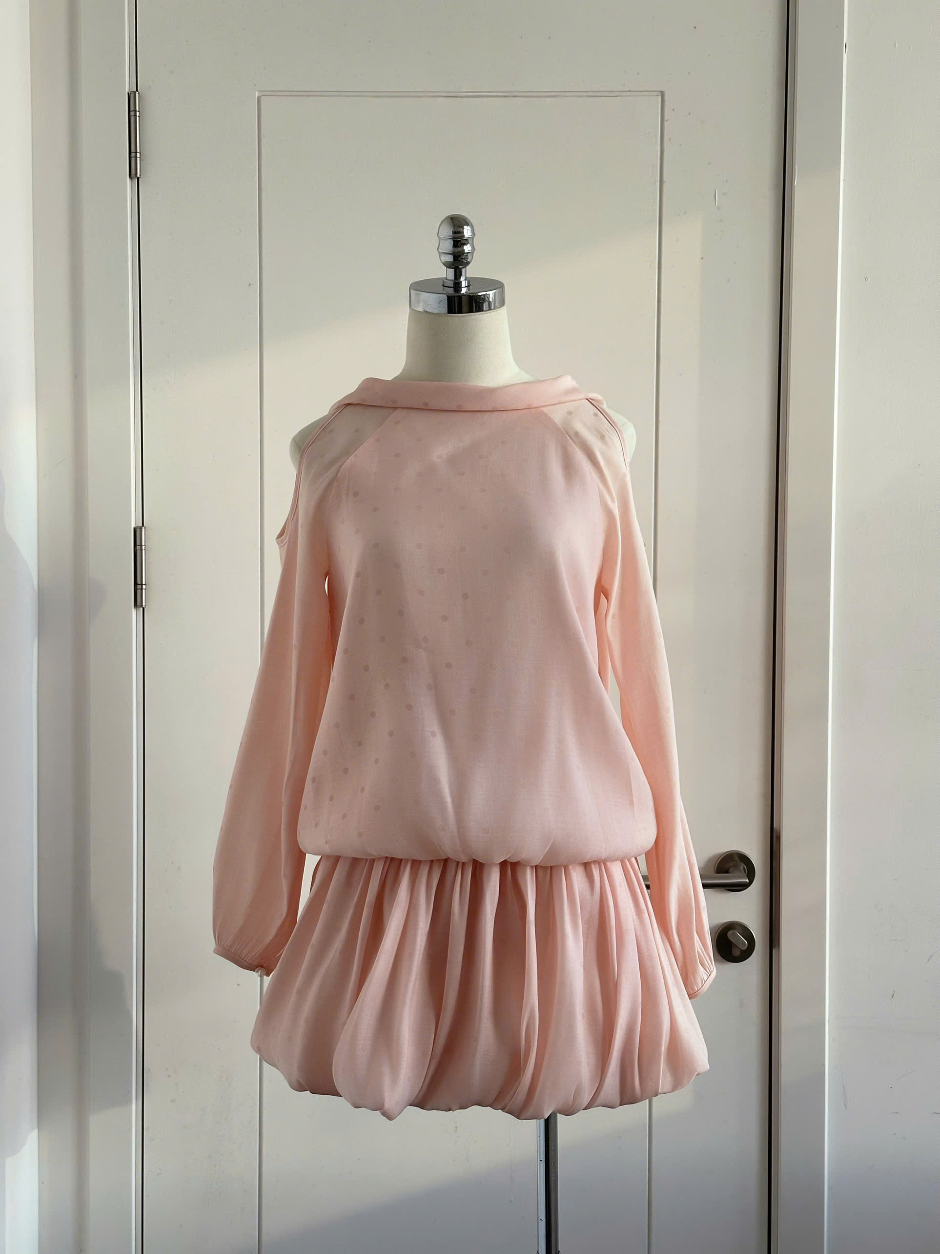 Váy nữ Germe VVNT102601 Airy Dress cổ yếm,gấu bí,khoét vai TC26V71(Y)
