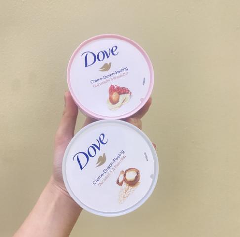 Tẩy Da Chết Toàn Thân Dove Creme Dusch Peeling