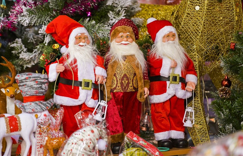 Đồ dùng trang trí Noel tại TT Bán sỉ Văn phòng phẩm - Đồ dùng học tập Đà Nẵng