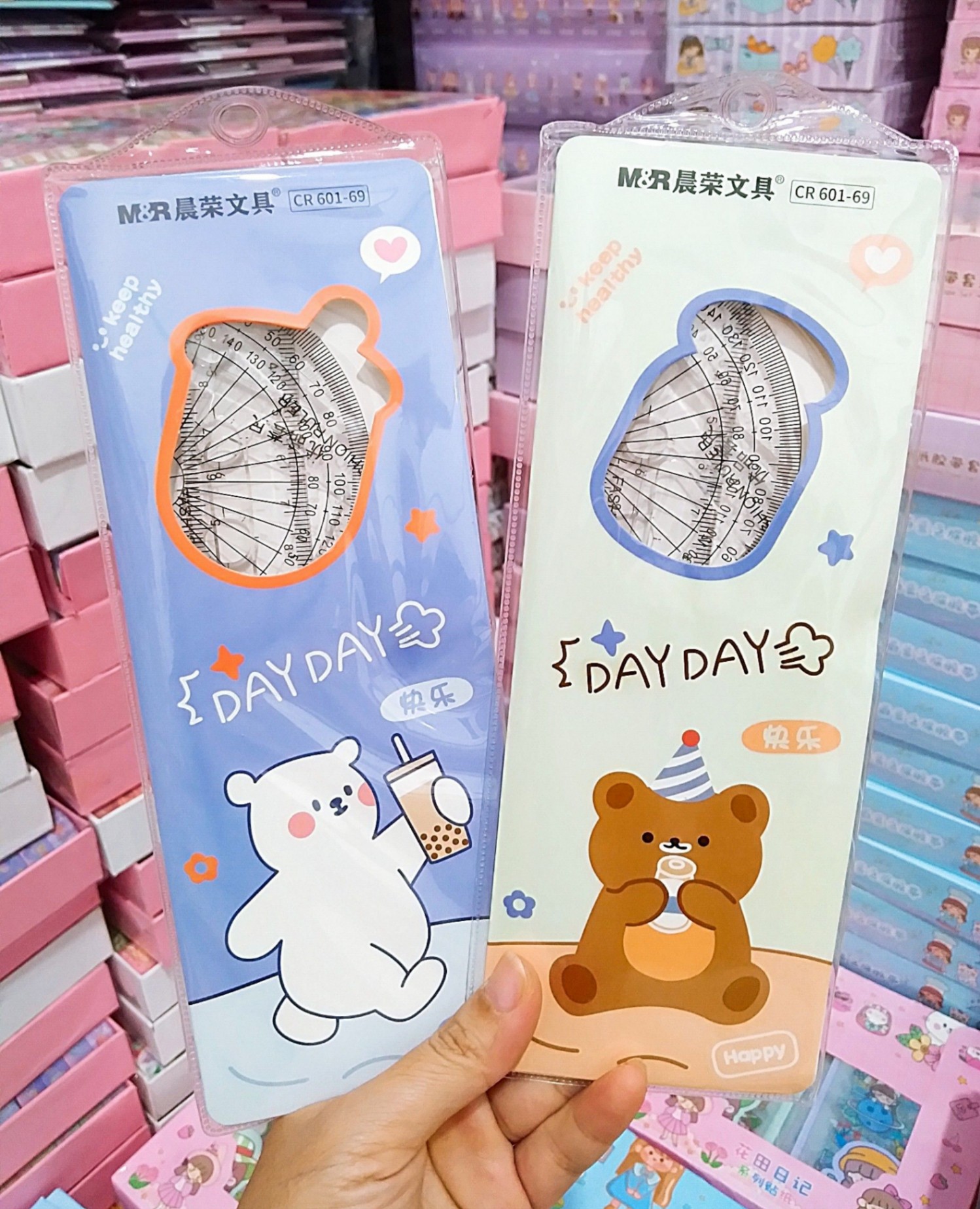 Thước kỹ thuật/ thước bộ - Công cụ hỗ trợ hữu ích trong việc học tập và vẽ kỹ thuật