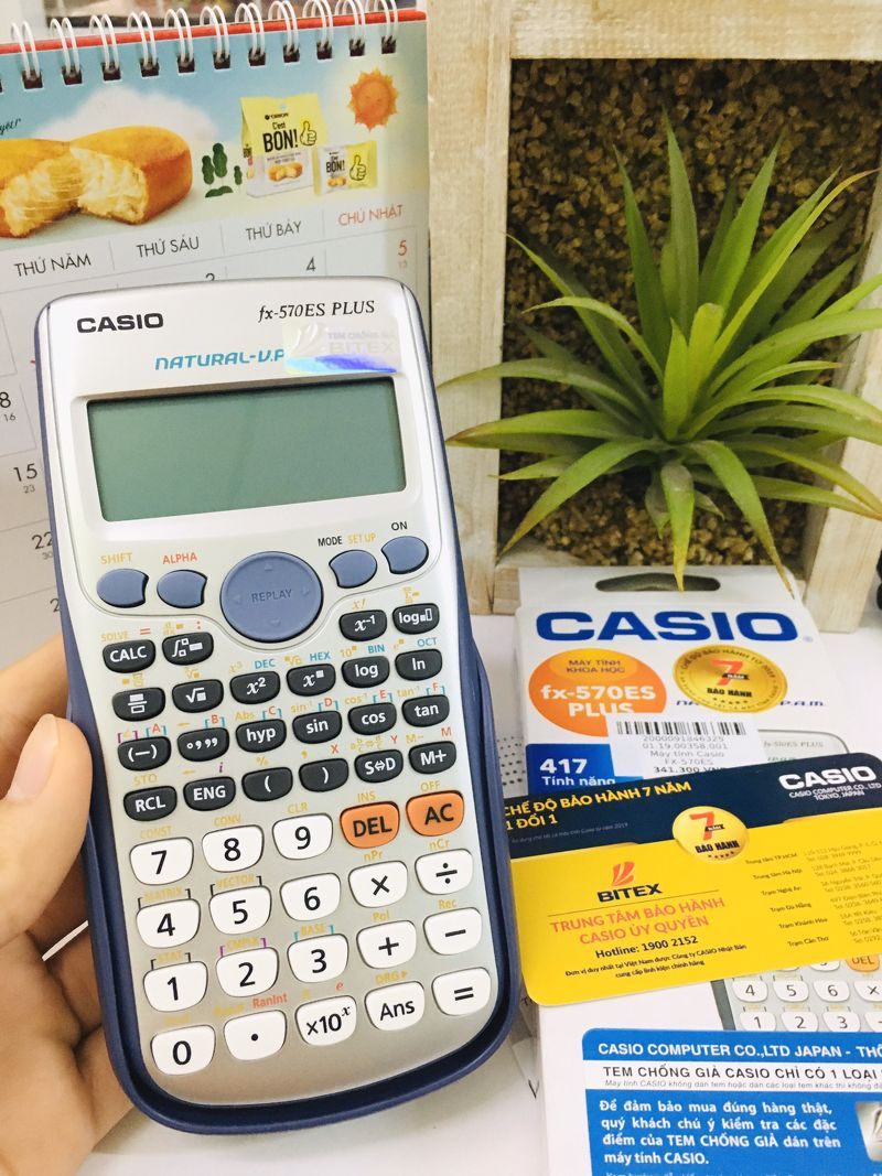 Máy tính Casio FX-570ES Plus