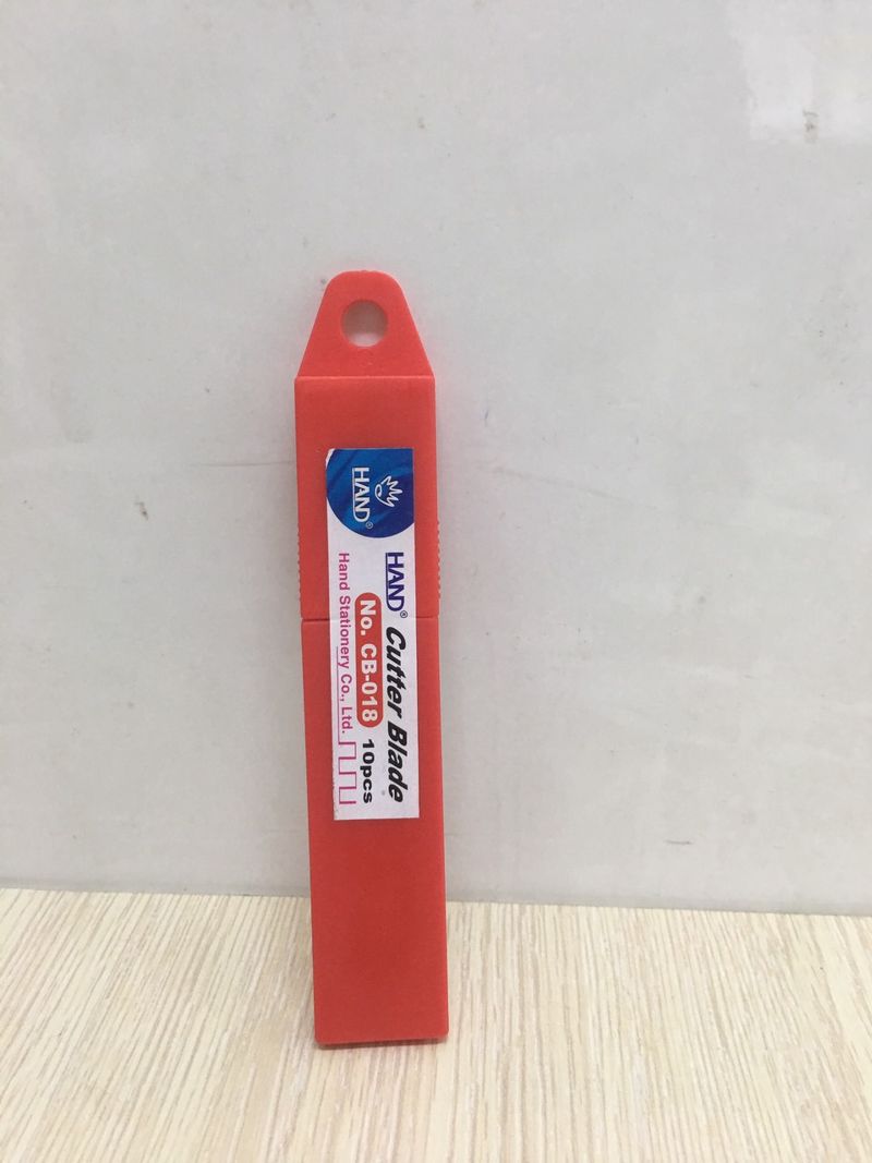 Lưỡi dao rọc giấy Hand 1.8cm-1