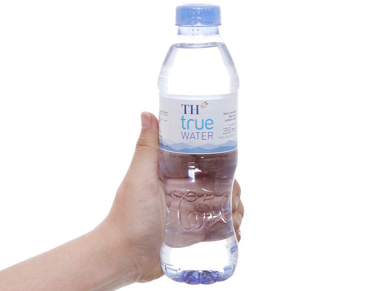 Nước suối TH True Water 500ml