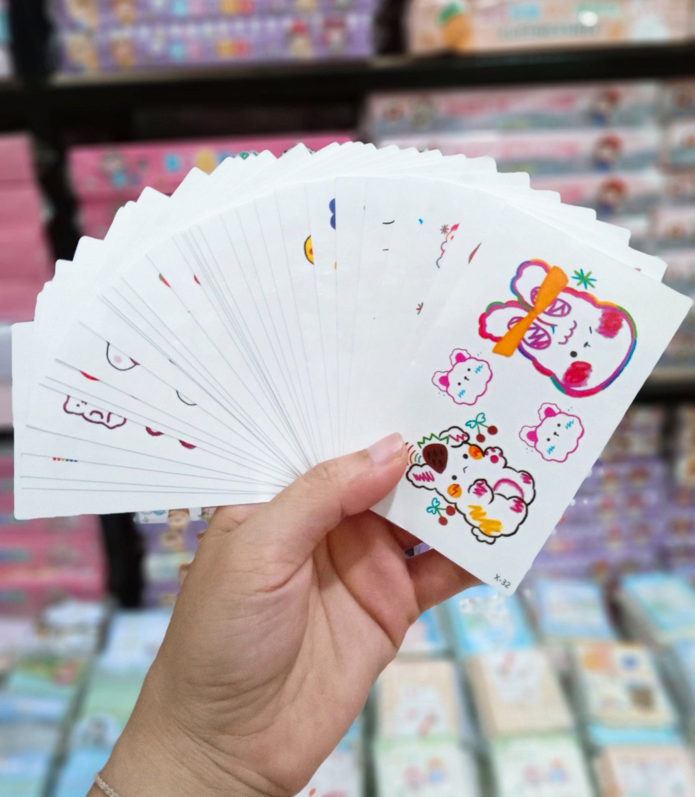 Hình xăm dán mini mới ( Xấp 30 tờ)