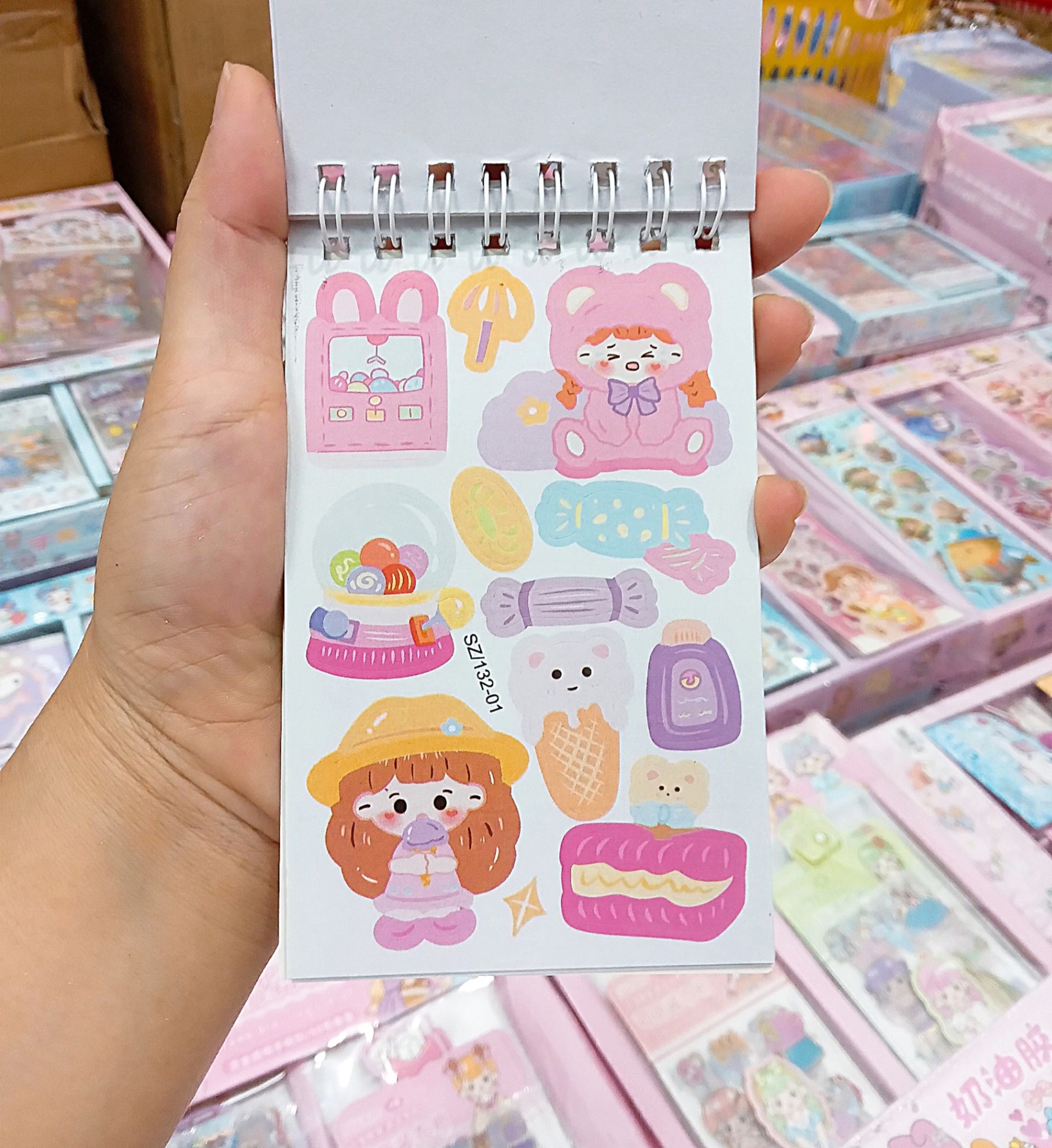 Sticker sổ lò xo SZ/132 (24 tờ cắt được)