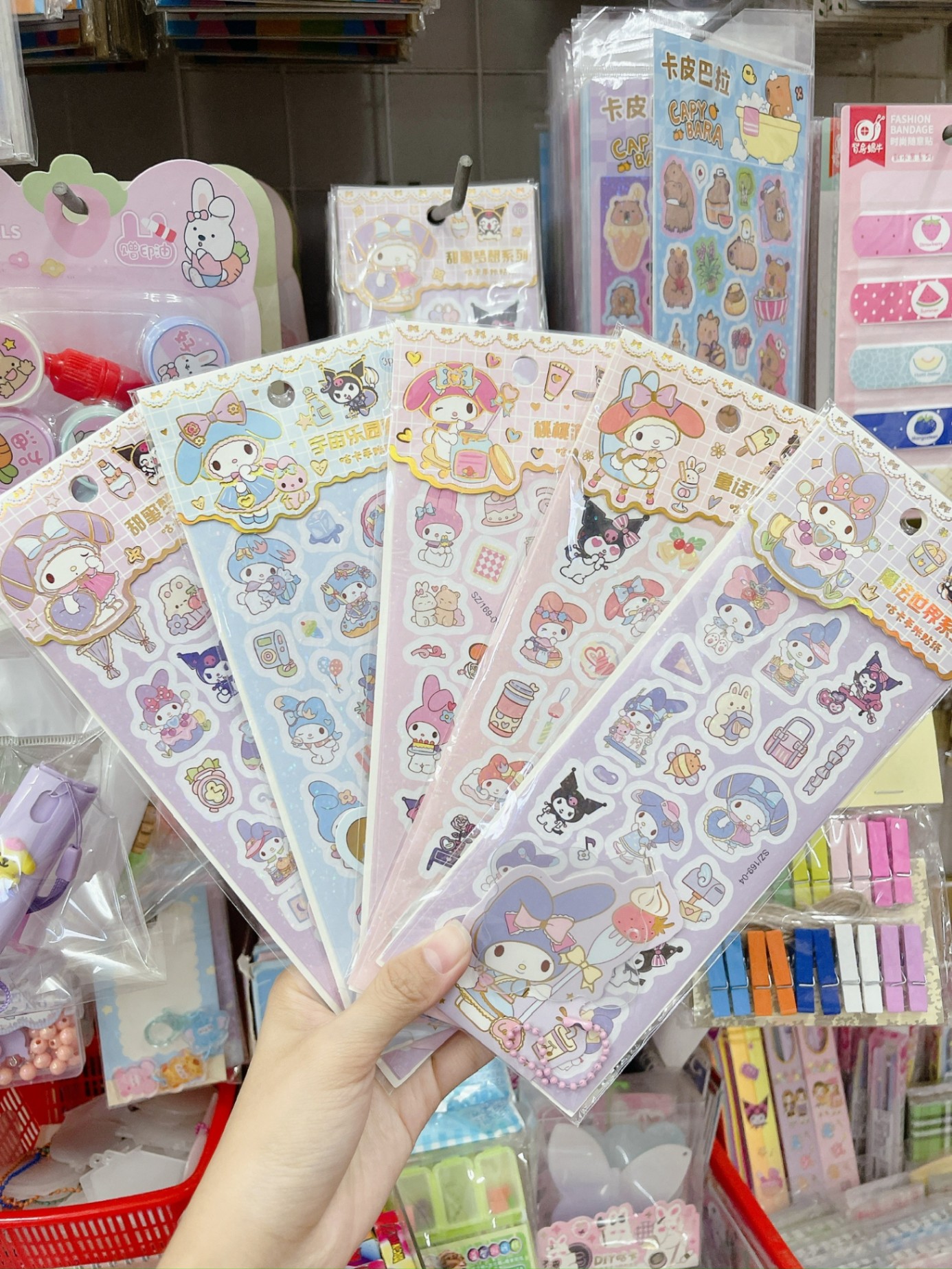 Sticker hoạt hình 3 tấm kèm móc khóa SZ/169