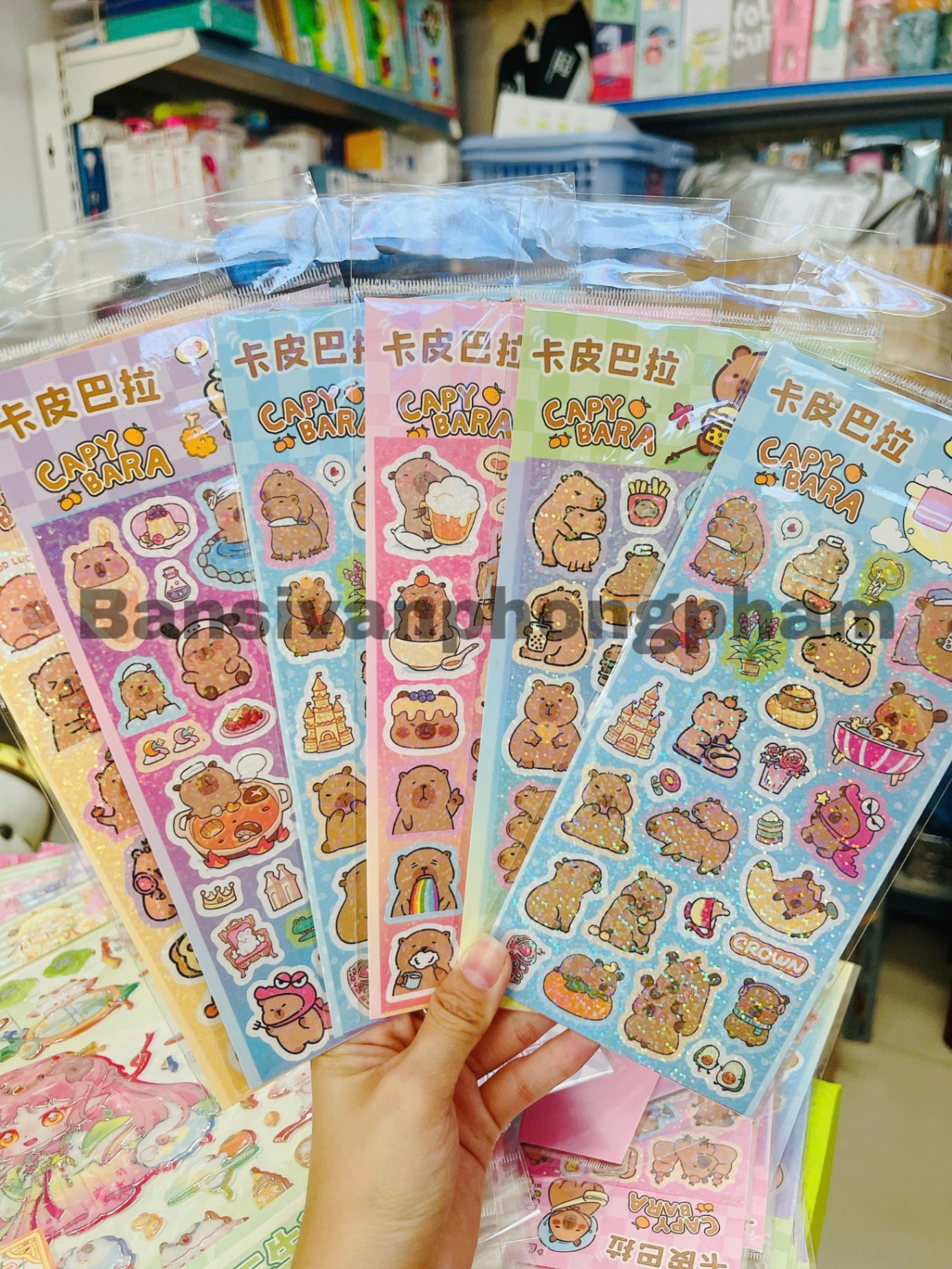 Sticker 1 tấm Capybara + Labubu