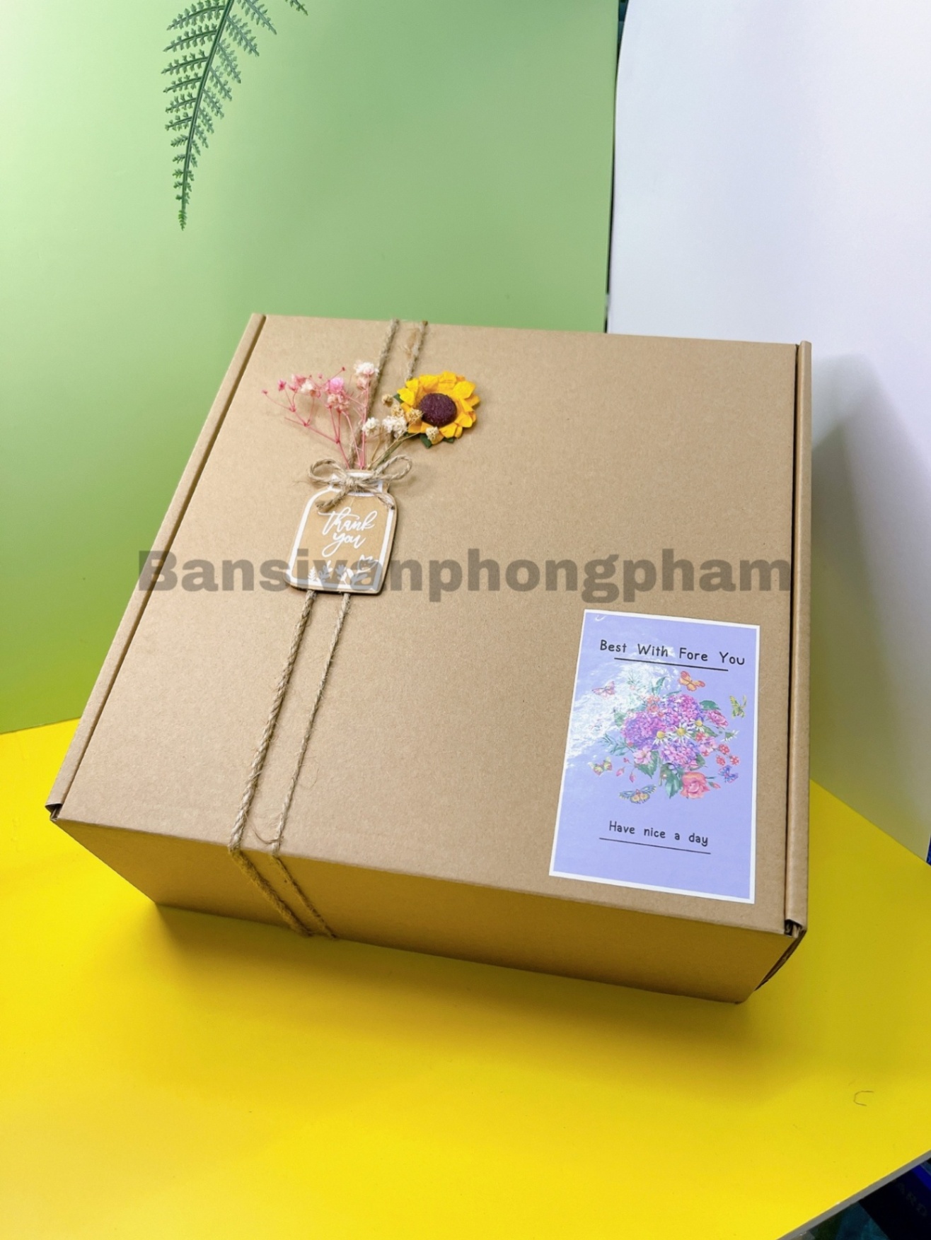 Hộp quà Kraft chữ nhật 20x20x8
