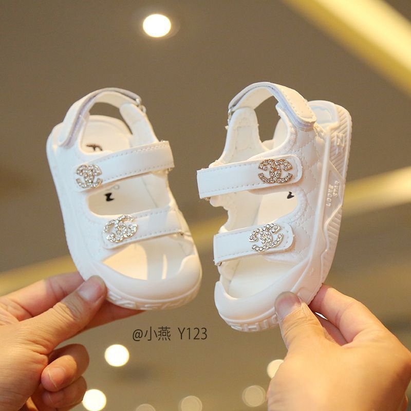 YG123-Sandal GC trắng