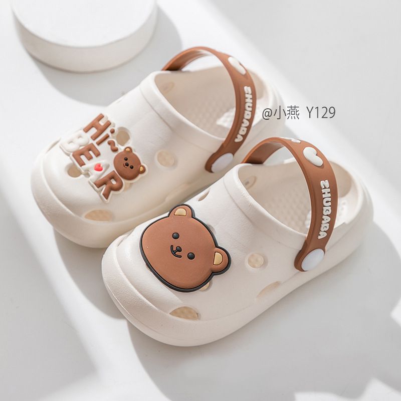 YG129-Crocs gấu nâu