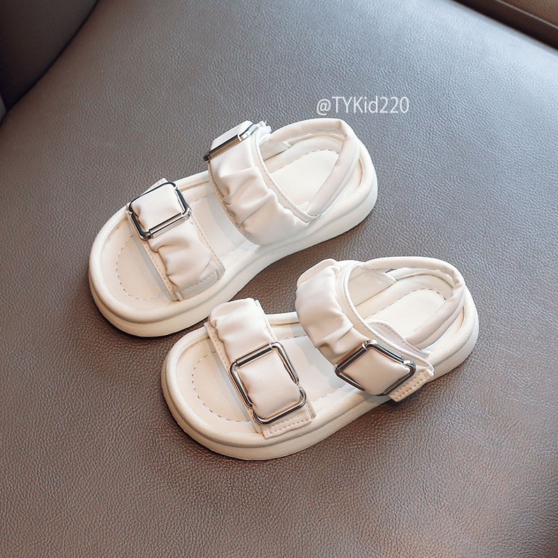 G220-Sandal hè bé gái, sandal kem da mềm êm chân Tiểu Yến KID