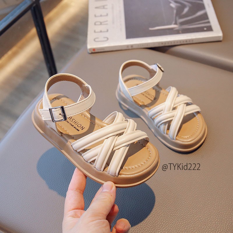 G222-Sandal hè bé gái, sandal da mềm đế êm chân đan quai chéo Tiểu Yến KID