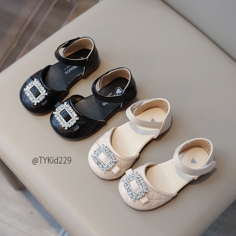 G229-Sandal hè bé gái kiểu dáng công chúa, mũi tròn đính đá lấp lánh Tiểu Yến KID