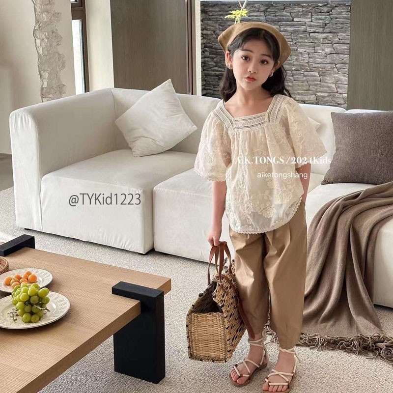 S1223-Quần áo hè bé gái size đại, áo ren kem và quần kaki nâu Tiểu Yến KID