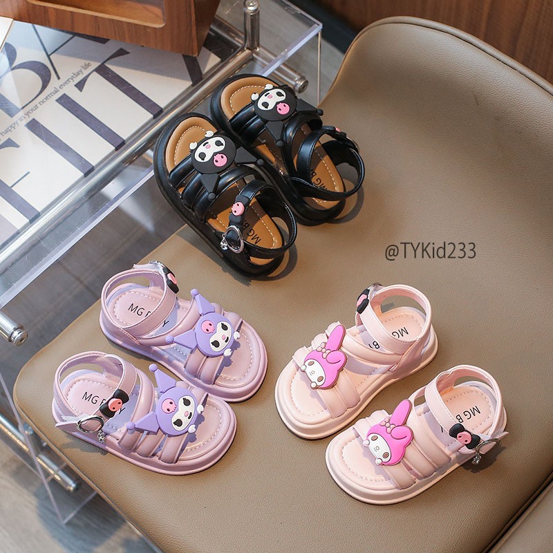 G233-Sandal hè bé gái hoạt hình, chất da mềm đi êm chân Tiểu Yến KID