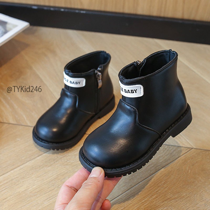 G246-Boot da cho bé dáng cổ ngắn, da mềm êm chân size 21-30 Tiểu Yến KID-()