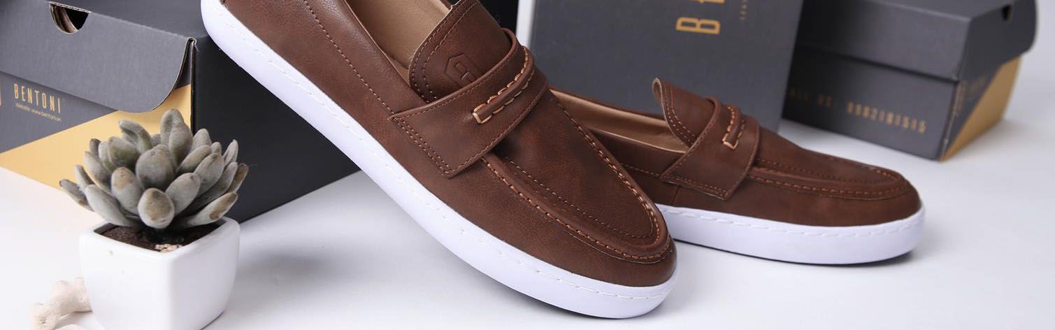 Mua Giày Sneaker Giá Bao Nhiêu 