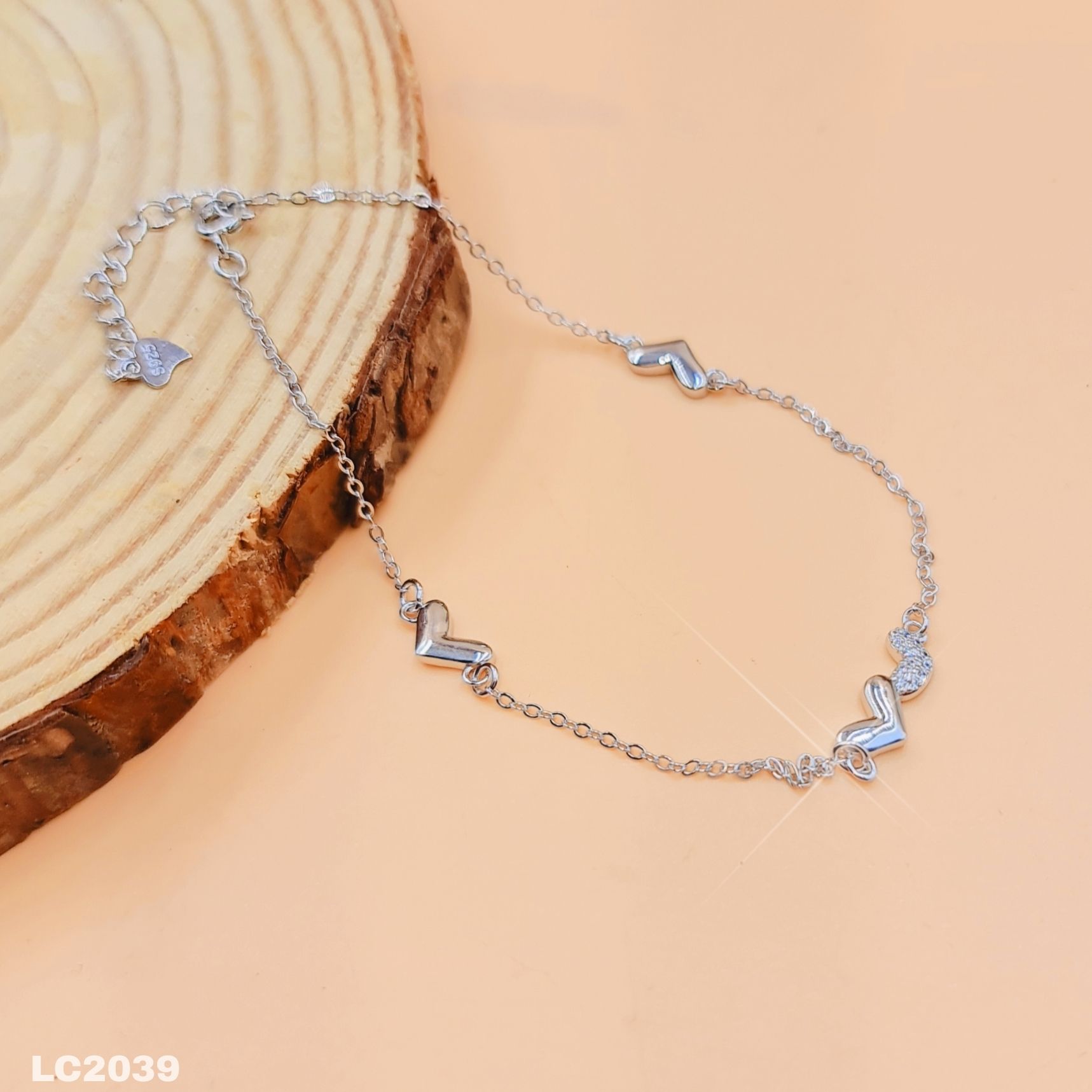 lắc chân hình tim cặp xikim
