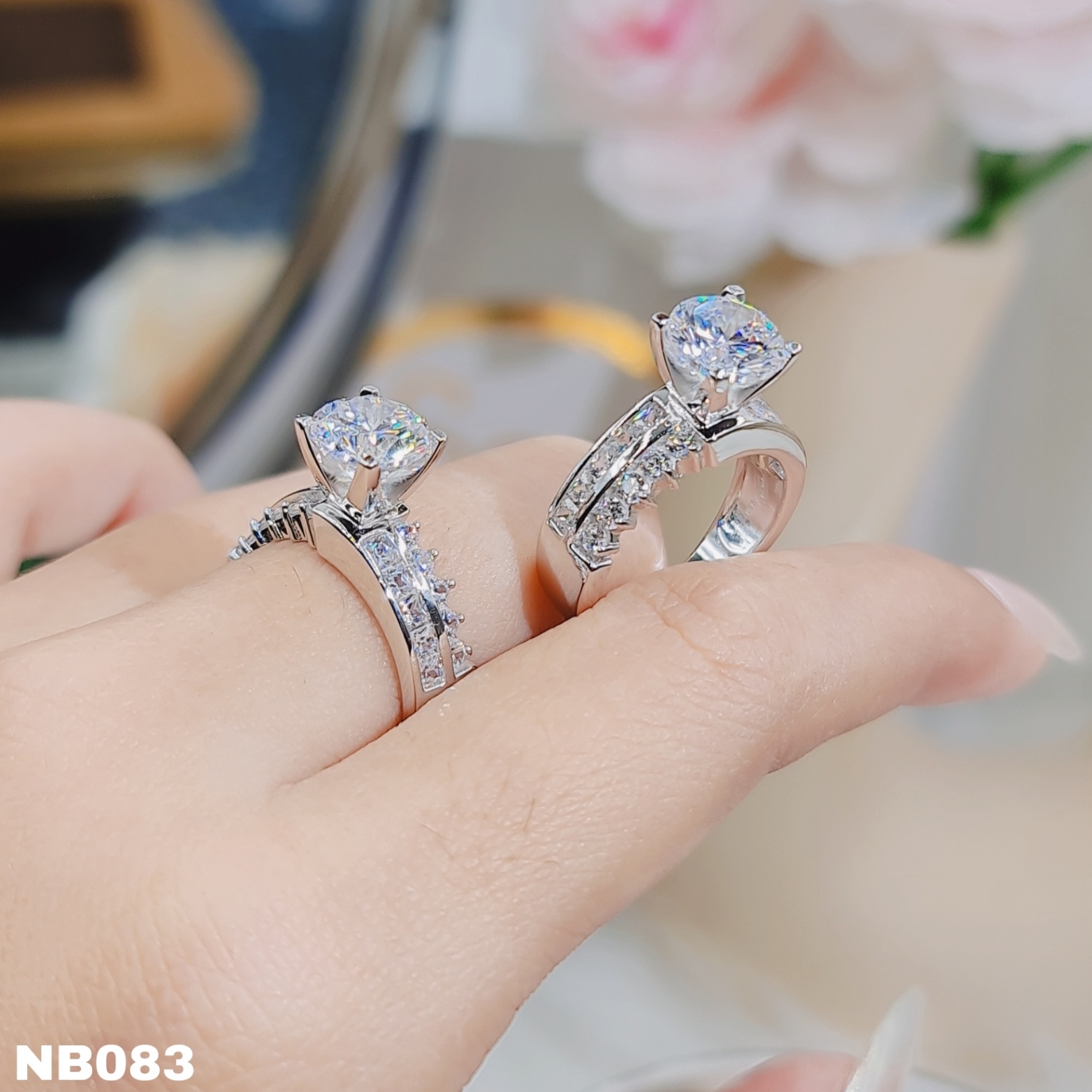 NHẪN 2 VIỀN TẤM ĐỐI XỨNG CHỦ 7LI2