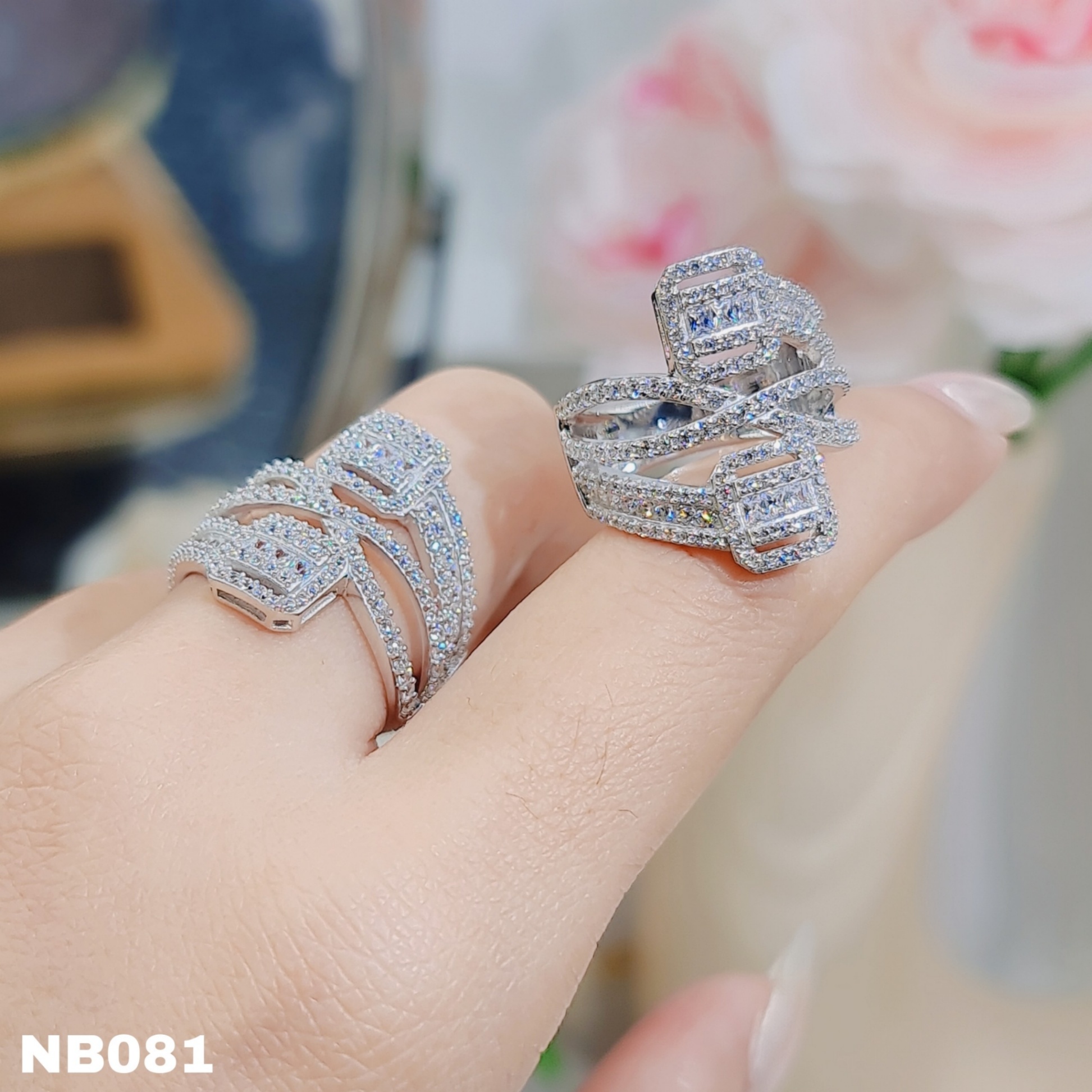 NHẪN XOẮN TO