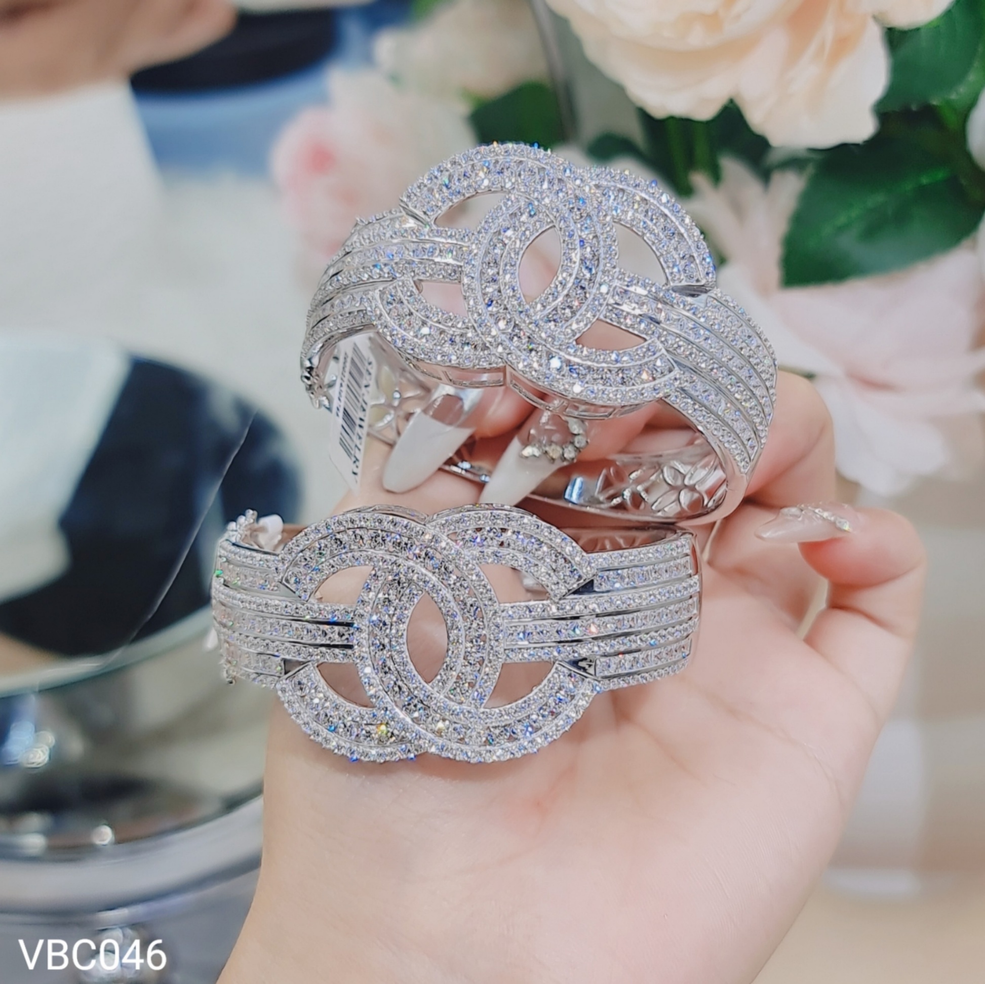 VÒNG TAY CHANEL BARGET