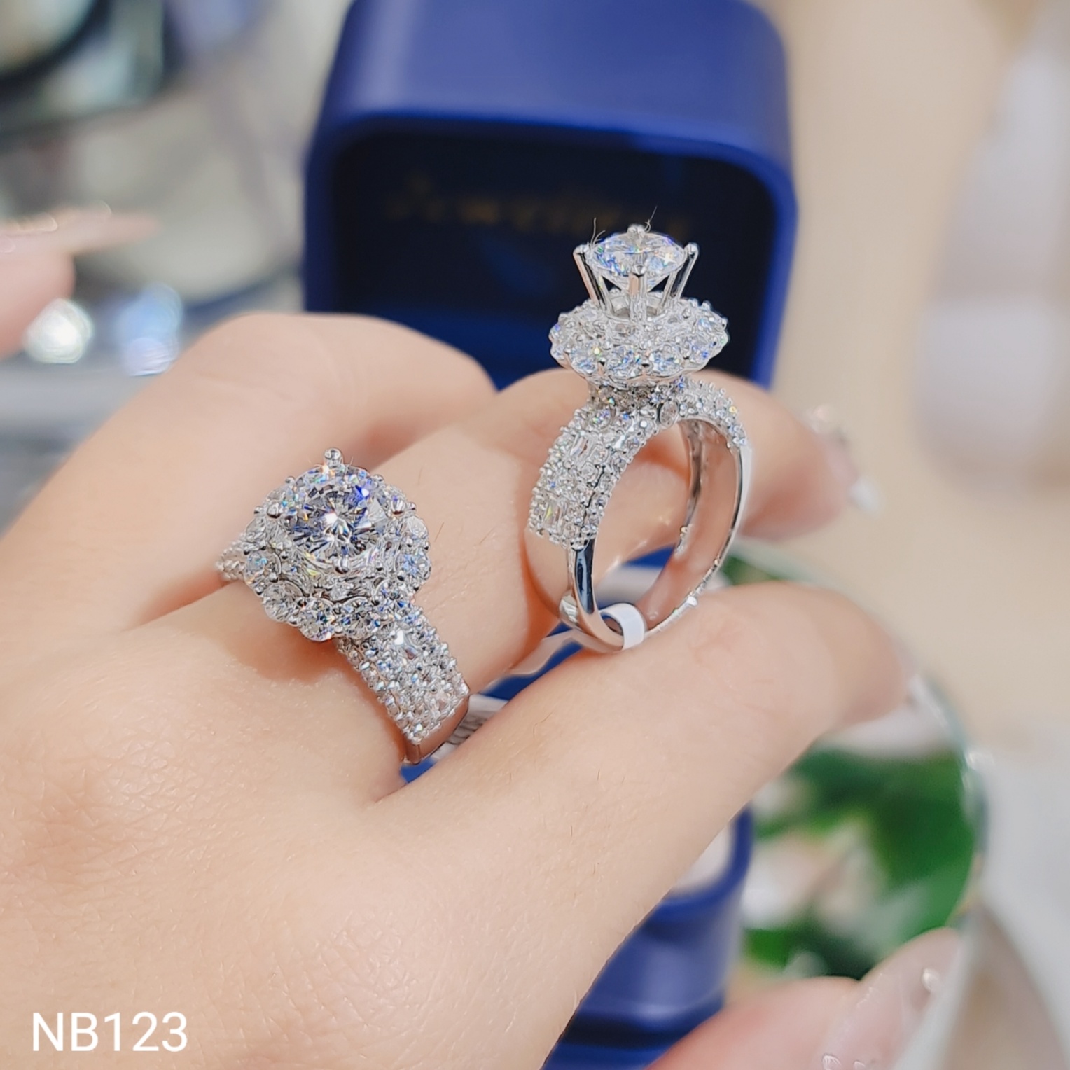 NHẪN HOA CHẤU CAO