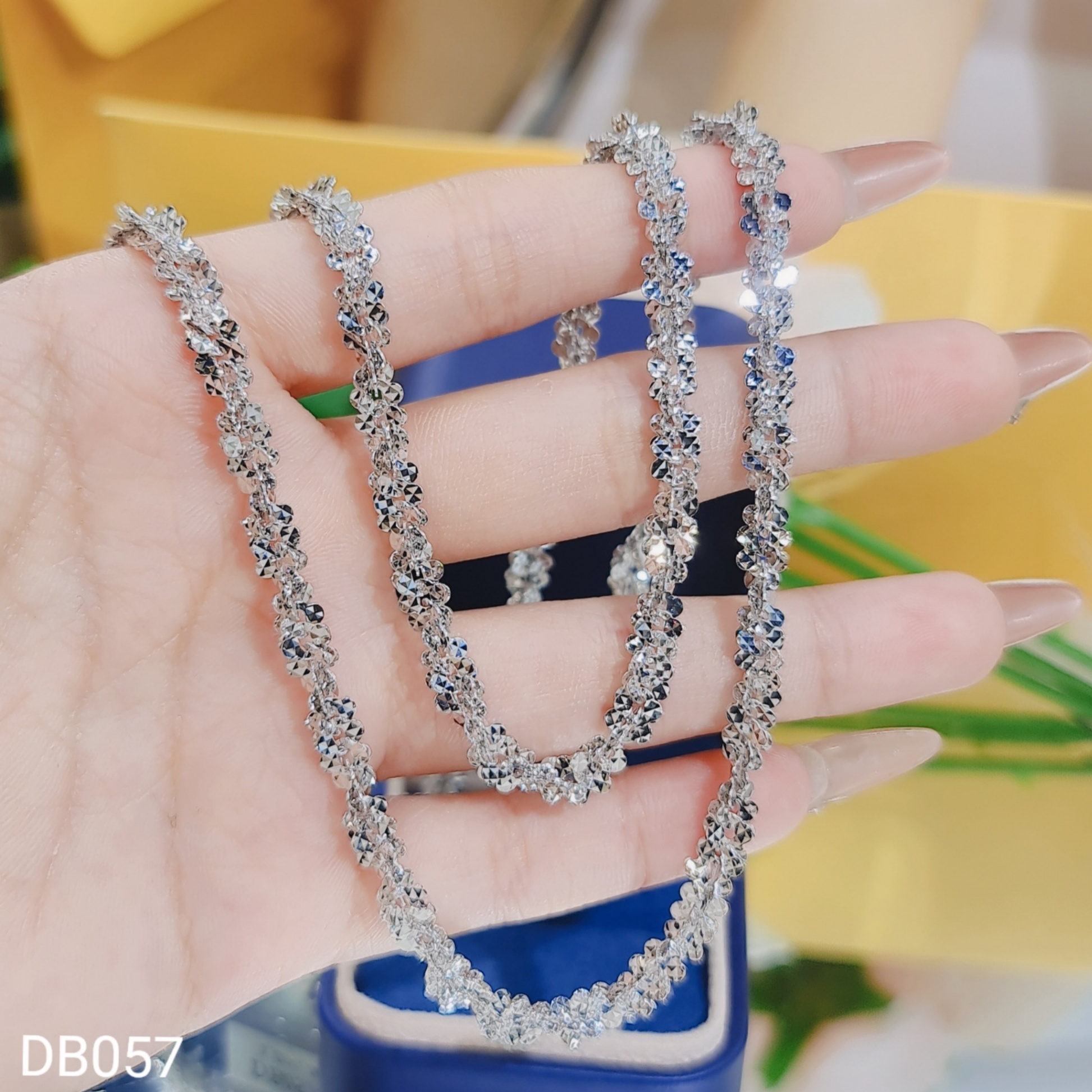 DÂY CHUYỀN XOẮN BƯỚM 5LI