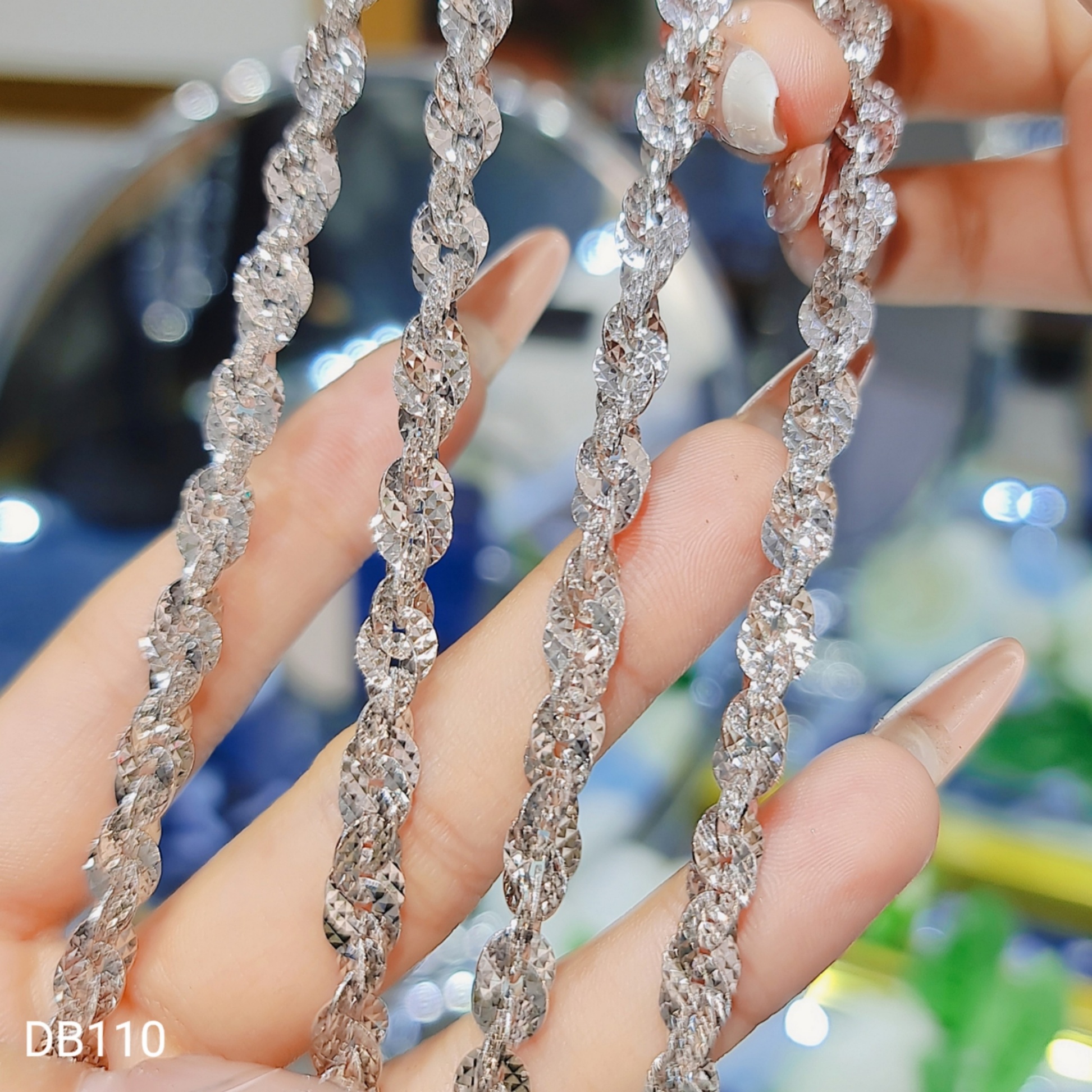 DÂY CHUYỀN XOẮN OVAL 9LI