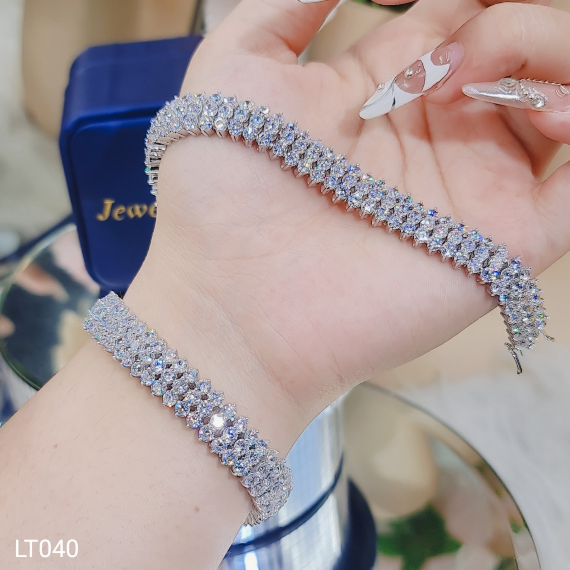 LẮC TAY 3 ĐƯỜNG TẤM