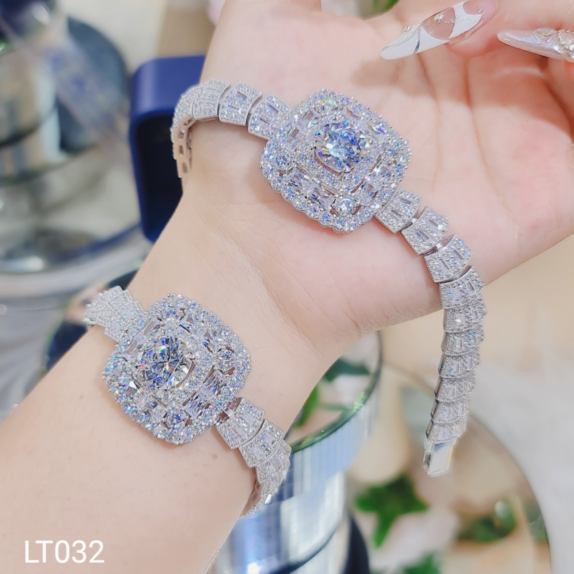 LẮC TAY BARGET CHỦ HƠN 10LI
