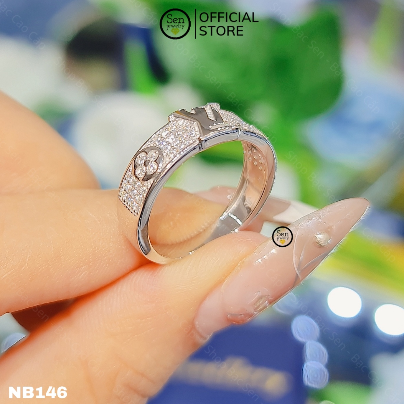 NHẪN LV